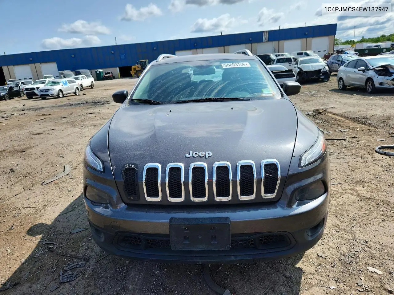 2014 Jeep Cherokee Latitude VIN: 1C4PJMCS4EW137947 Lot: 60693156