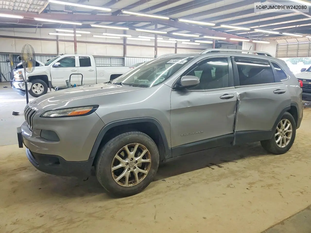 2014 Jeep Cherokee Latitude VIN: 1C4PJMCB9EW242080 Lot: 61468896