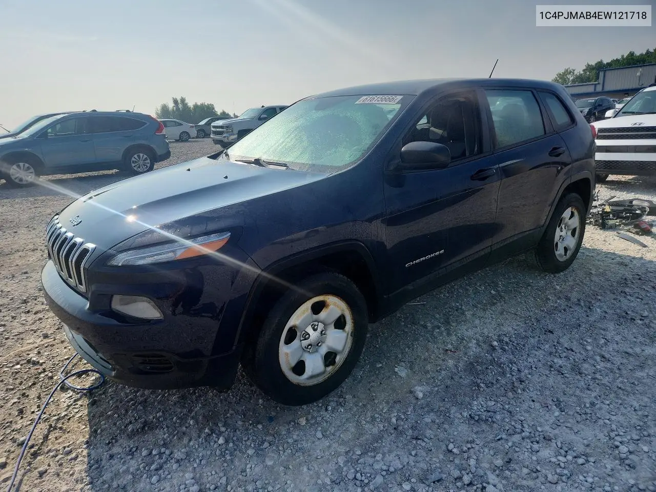 2014 Jeep Cherokee Sport VIN: 1C4PJMAB4EW121718 Lot: 61615666