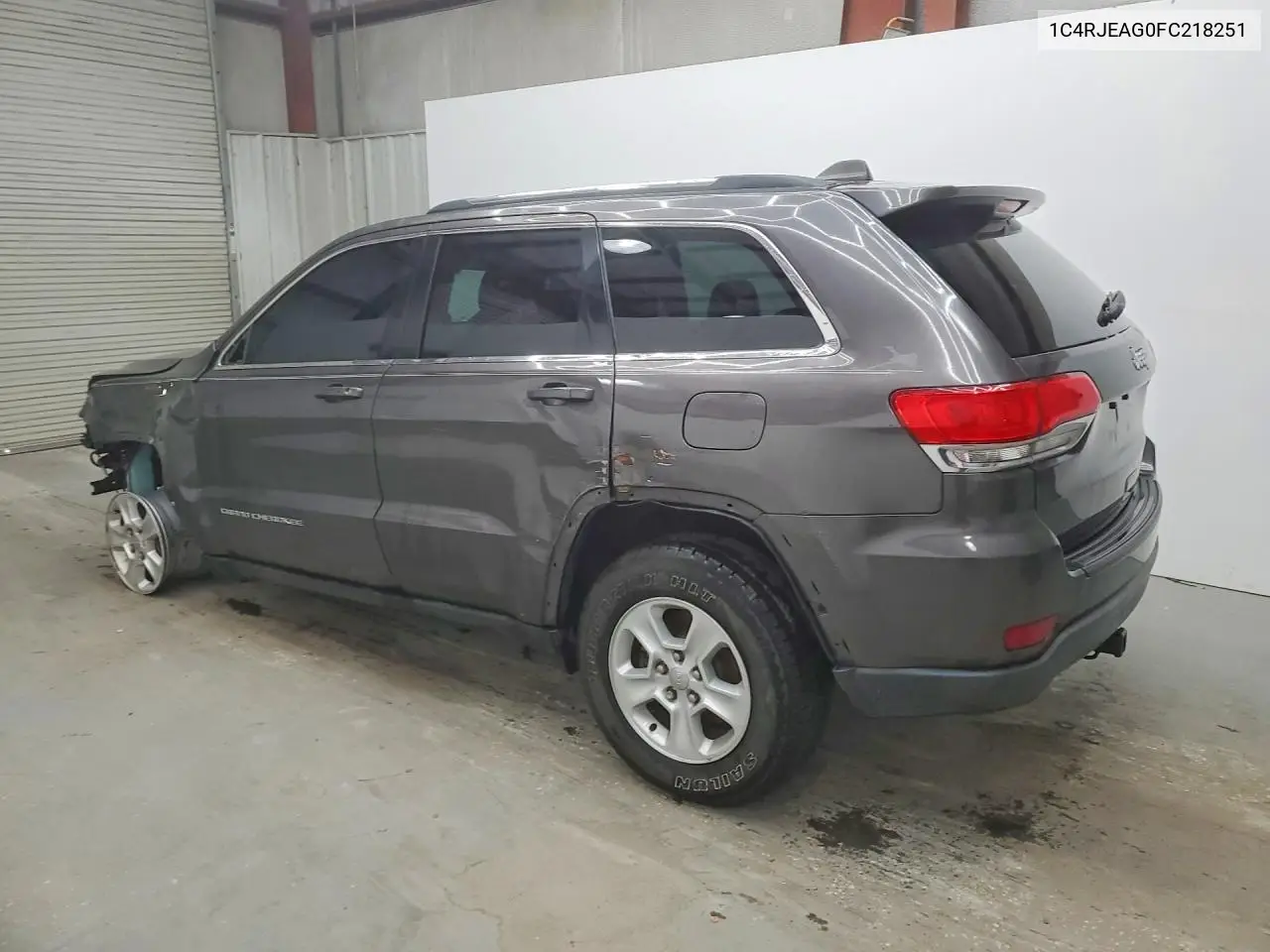 2015 Jeep Grand Cherokee Laredo VIN: 1C4RJEAG0FC218251 Lot: 58491636