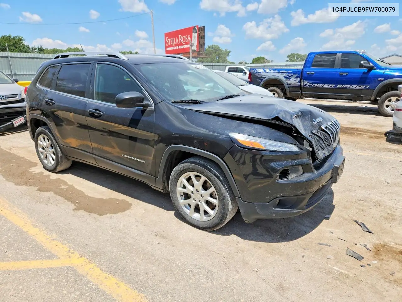2015 Jeep Cherokee Latitude VIN: 1C4PJLCB9FW700079 Lot: 59627216