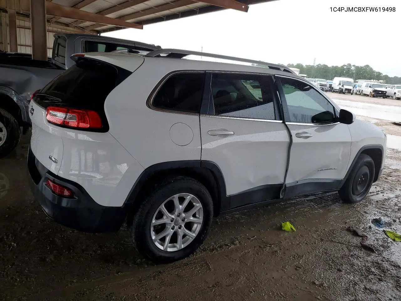 2015 Jeep Cherokee Latitude VIN: 1C4PJMCBXFW619498 Lot: 60601076