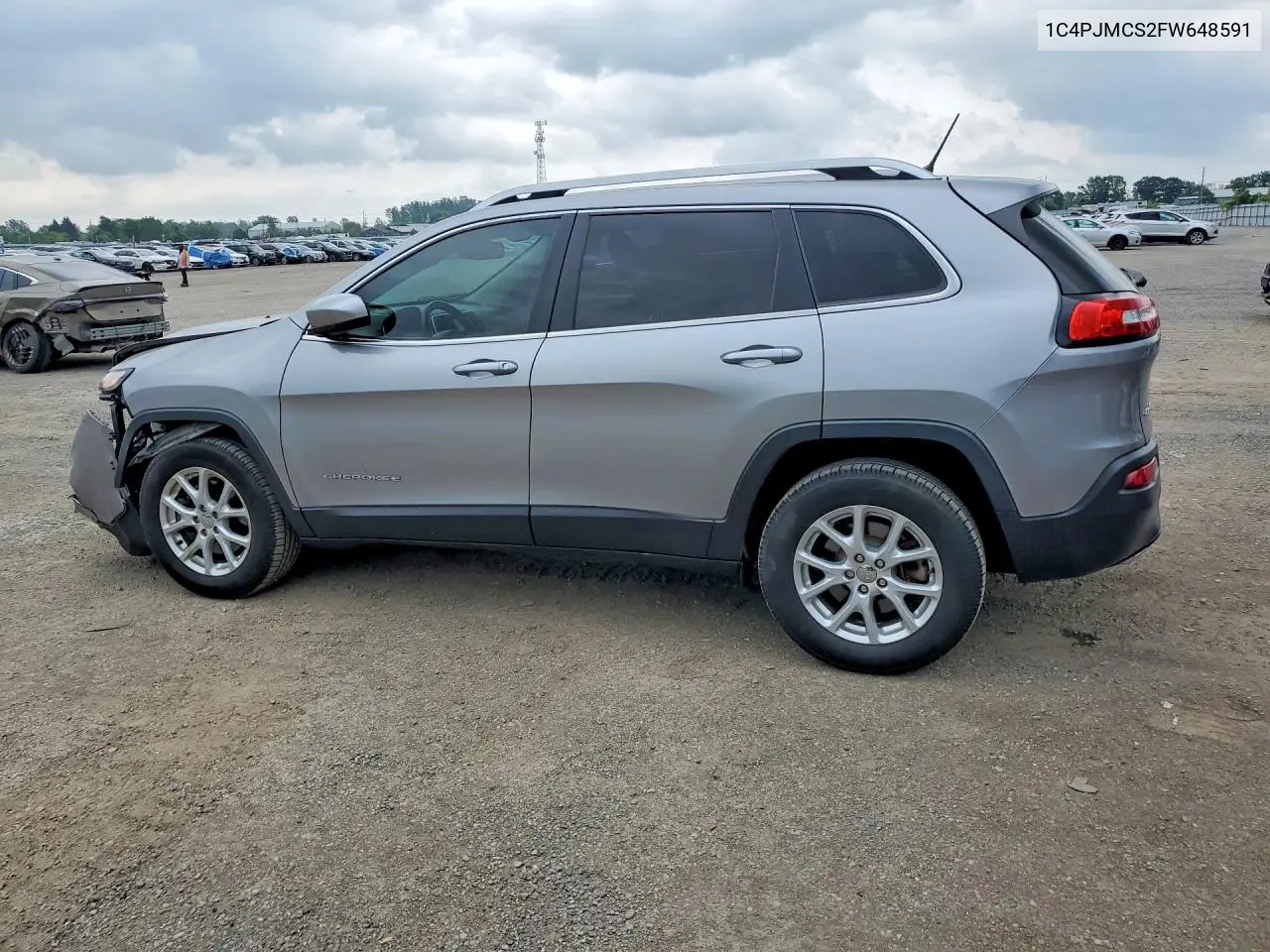 2015 Jeep Cherokee Latitude VIN: 1C4PJMCS2FW648591 Lot: 60937856