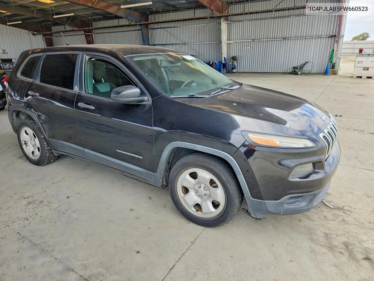 2015 Jeep Cherokee Sport VIN: 1C4PJLAB5FW660523 Lot: 61407256