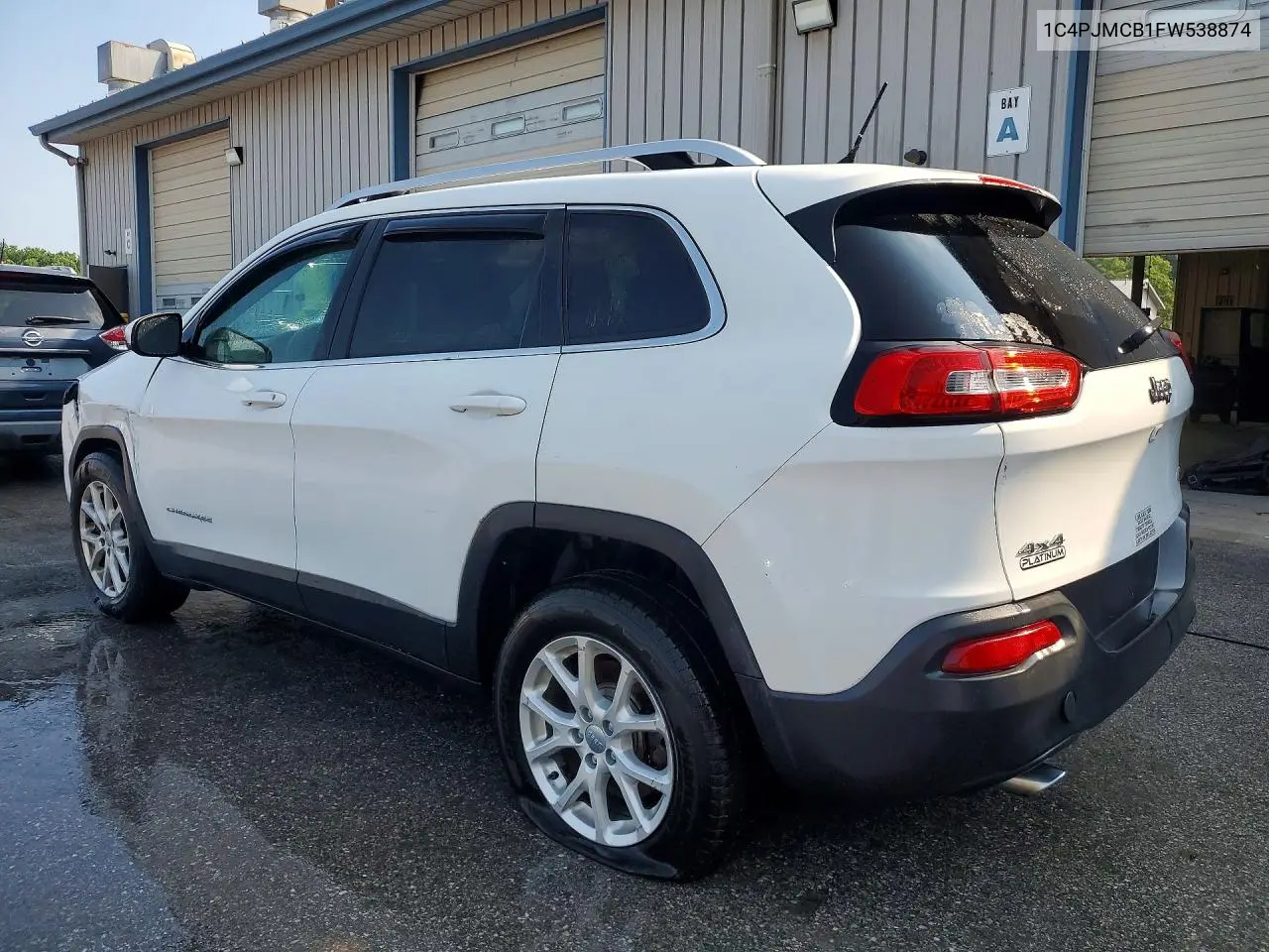 2015 Jeep Cherokee Latitude VIN: 1C4PJMCB1FW538874 Lot: 61875596