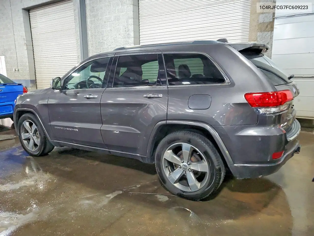 2015 Jeep Grand Cherokee Overland VIN: 1C4RJFCG7FC609223 Lot: 61901766