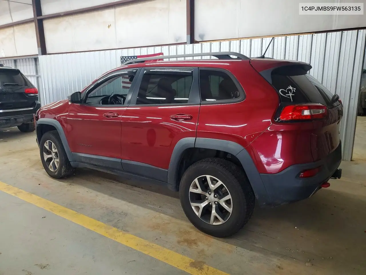 2015 Jeep Cherokee Trailhawk VIN: 1C4PJMBS9FW563135 Lot: 61911736