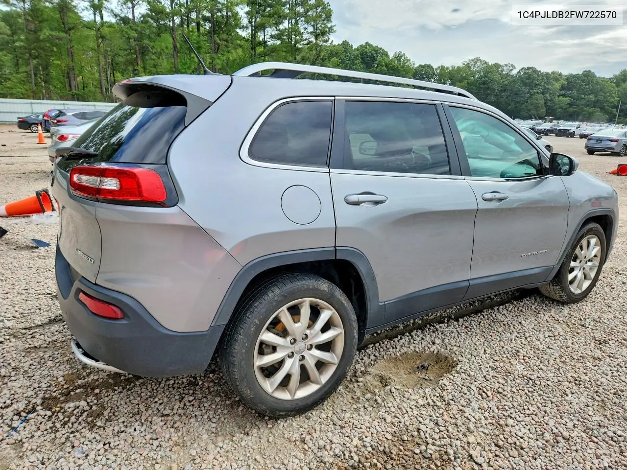 2015 Jeep Cherokee Limited VIN: 1C4PJLDB2FW722570 Lot: 62106096