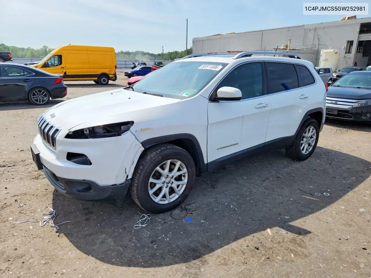 2016 Jeep Cherokee Latitude VIN: 1C4PJMCS5GW252981 Lot: 60511806