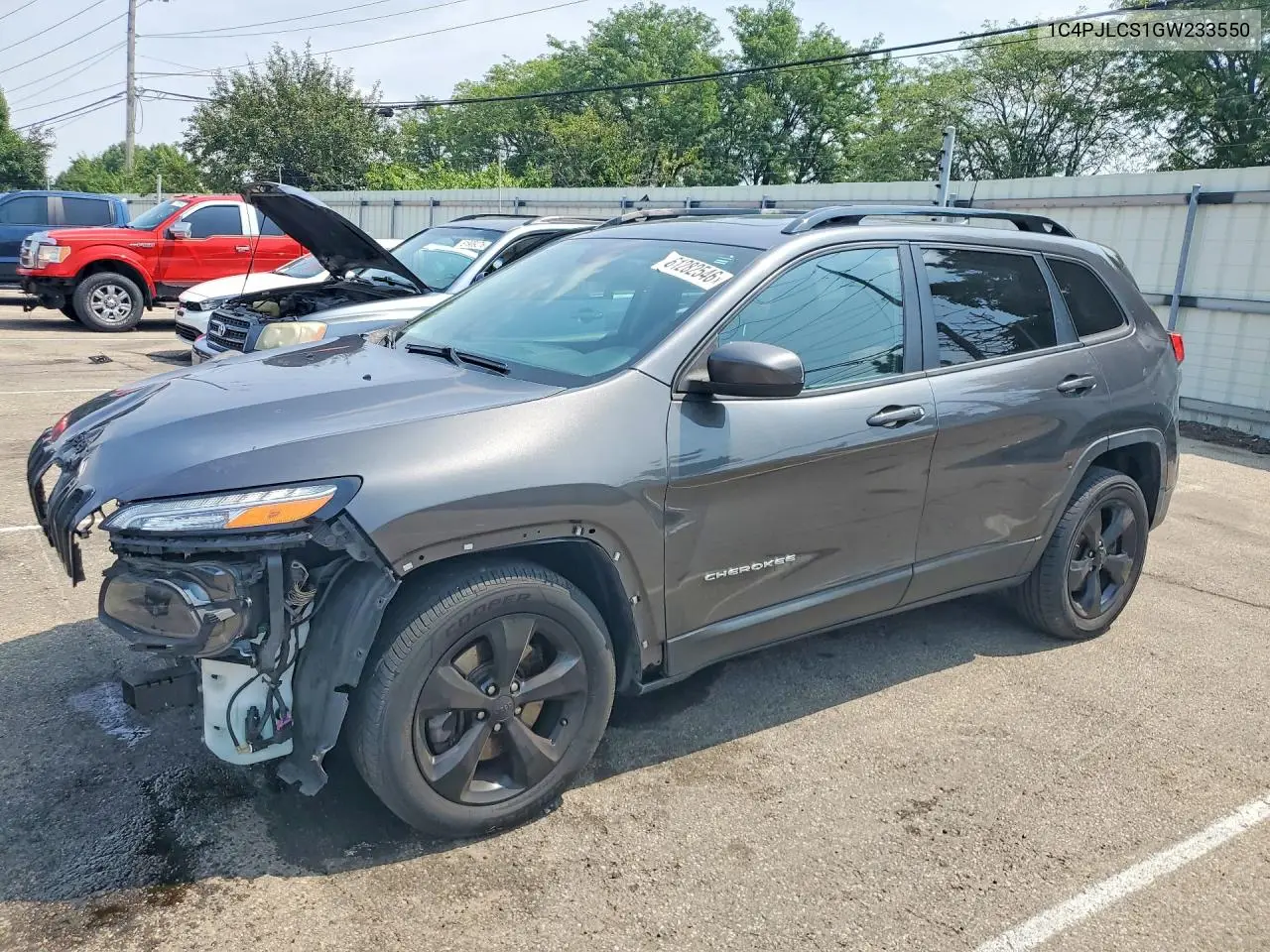 2016 Jeep Cherokee Latitude VIN: 1C4PJLCS1GW233550 Lot: 61282546