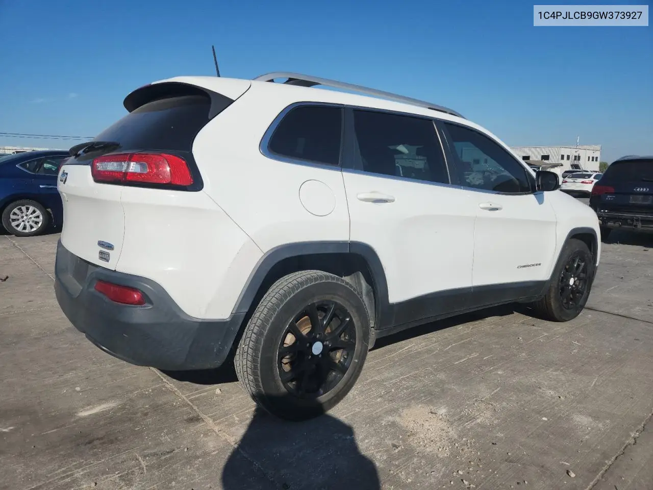 2016 Jeep Cherokee Latitude VIN: 1C4PJLCB9GW373927 Lot: 82410185