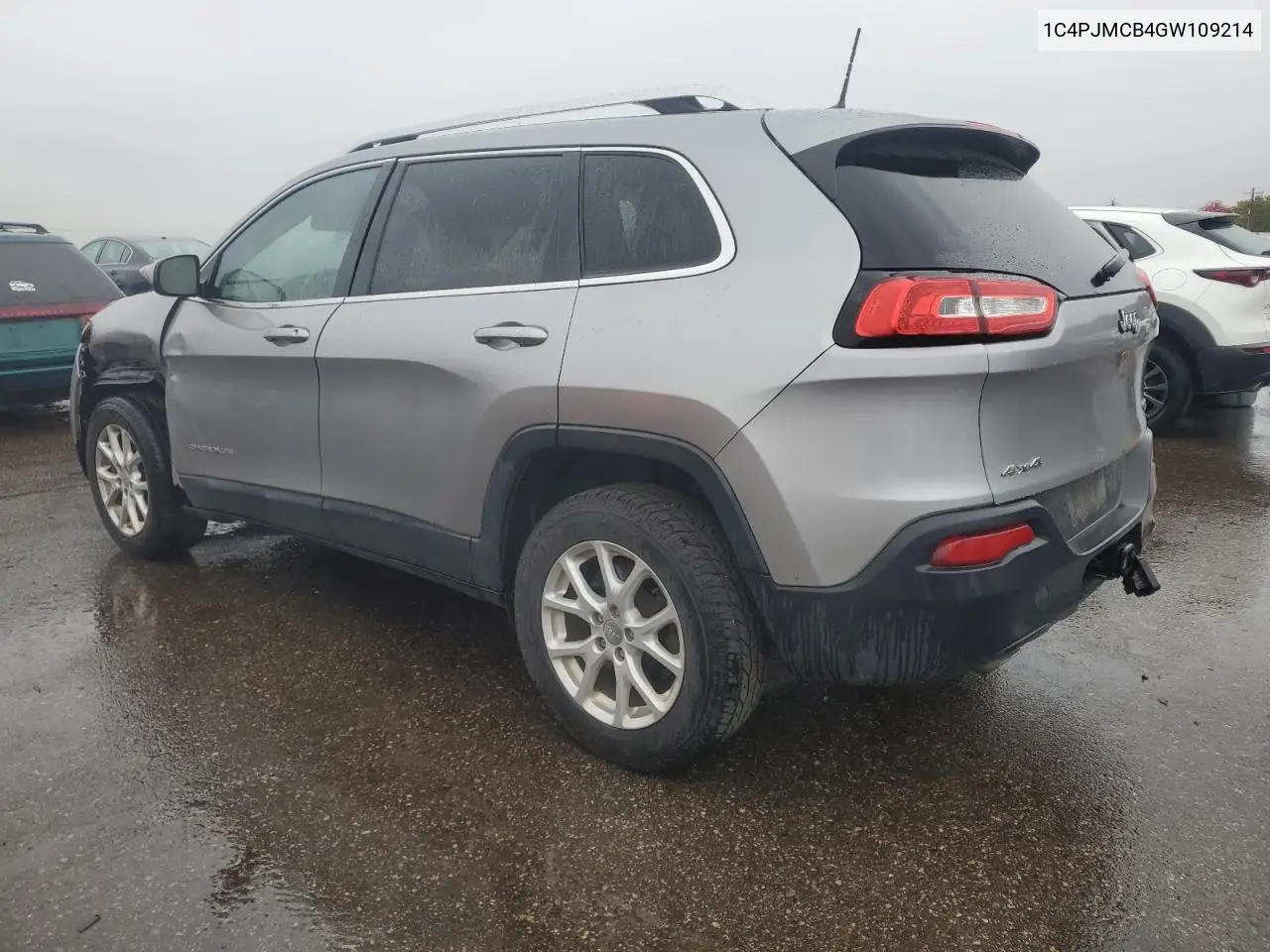 1C4PJMCB4GW109214 2016 Jeep Cherokee Latitude