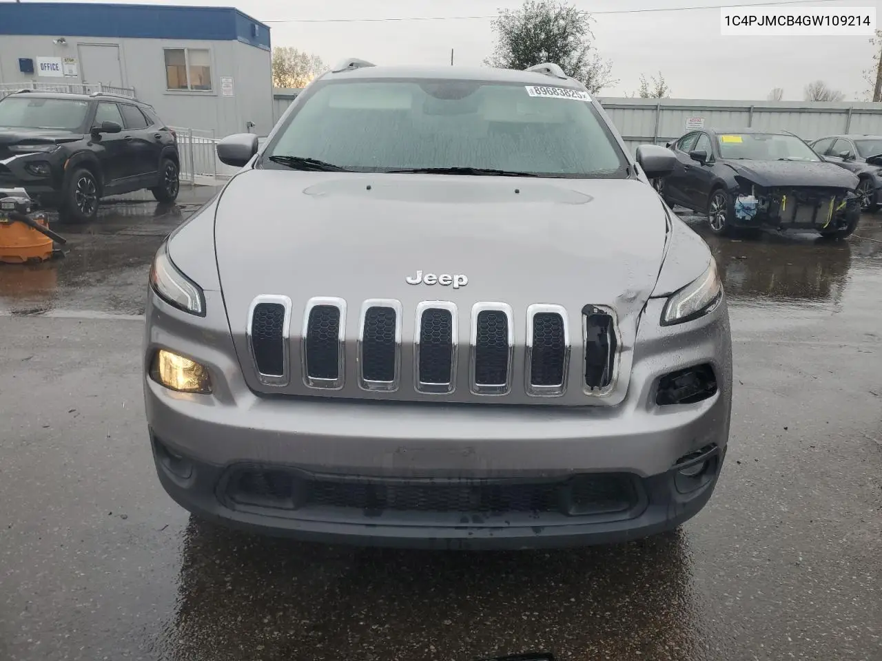 1C4PJMCB4GW109214 2016 Jeep Cherokee Latitude
