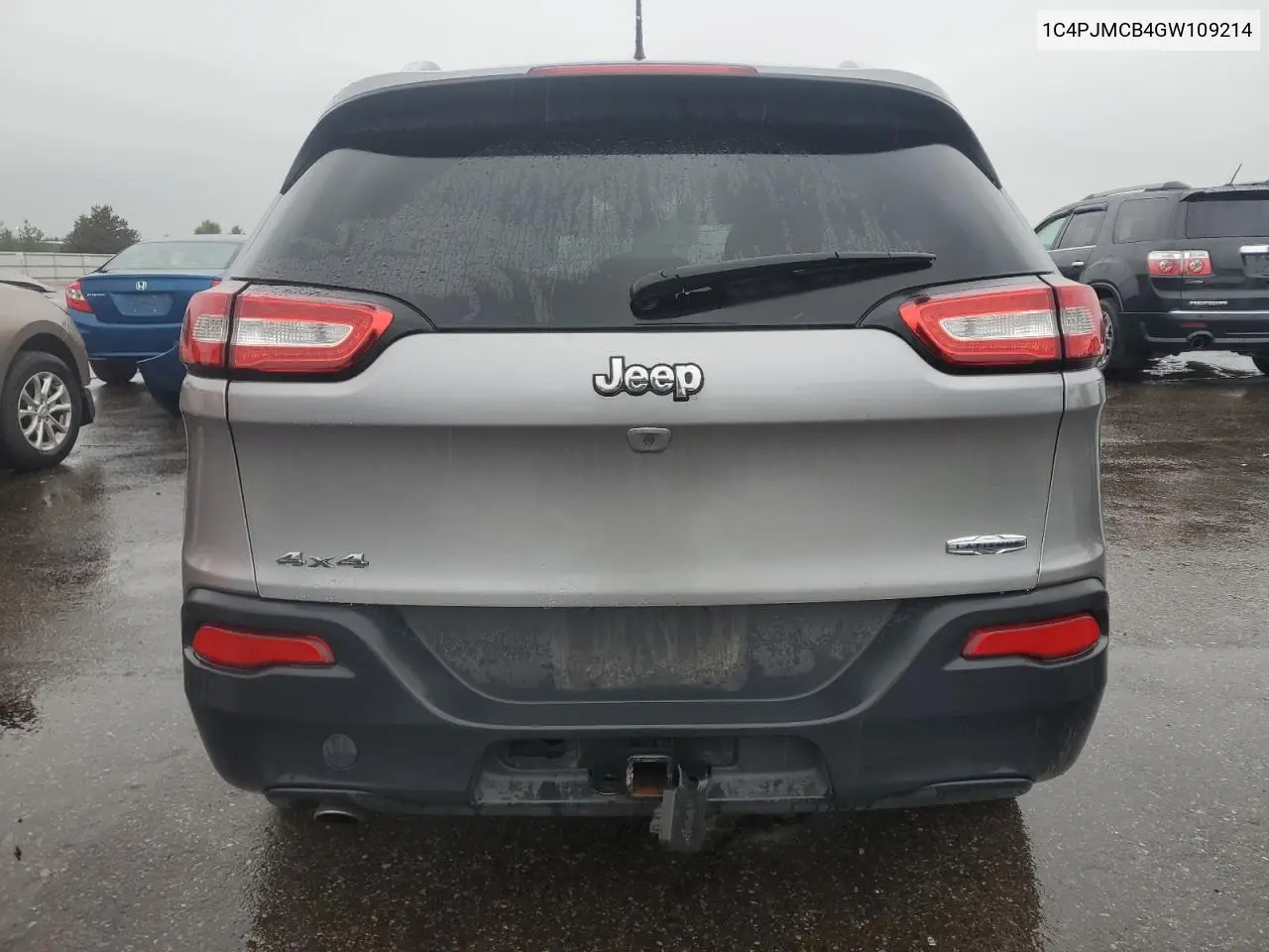 1C4PJMCB4GW109214 2016 Jeep Cherokee Latitude
