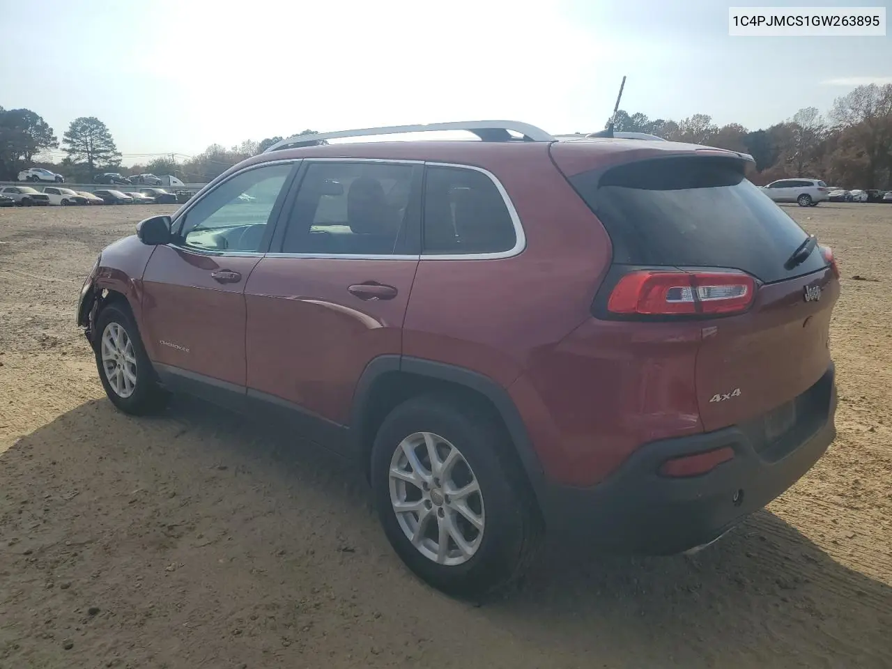 1C4PJMCS1GW263895 2016 Jeep Cherokee Latitude