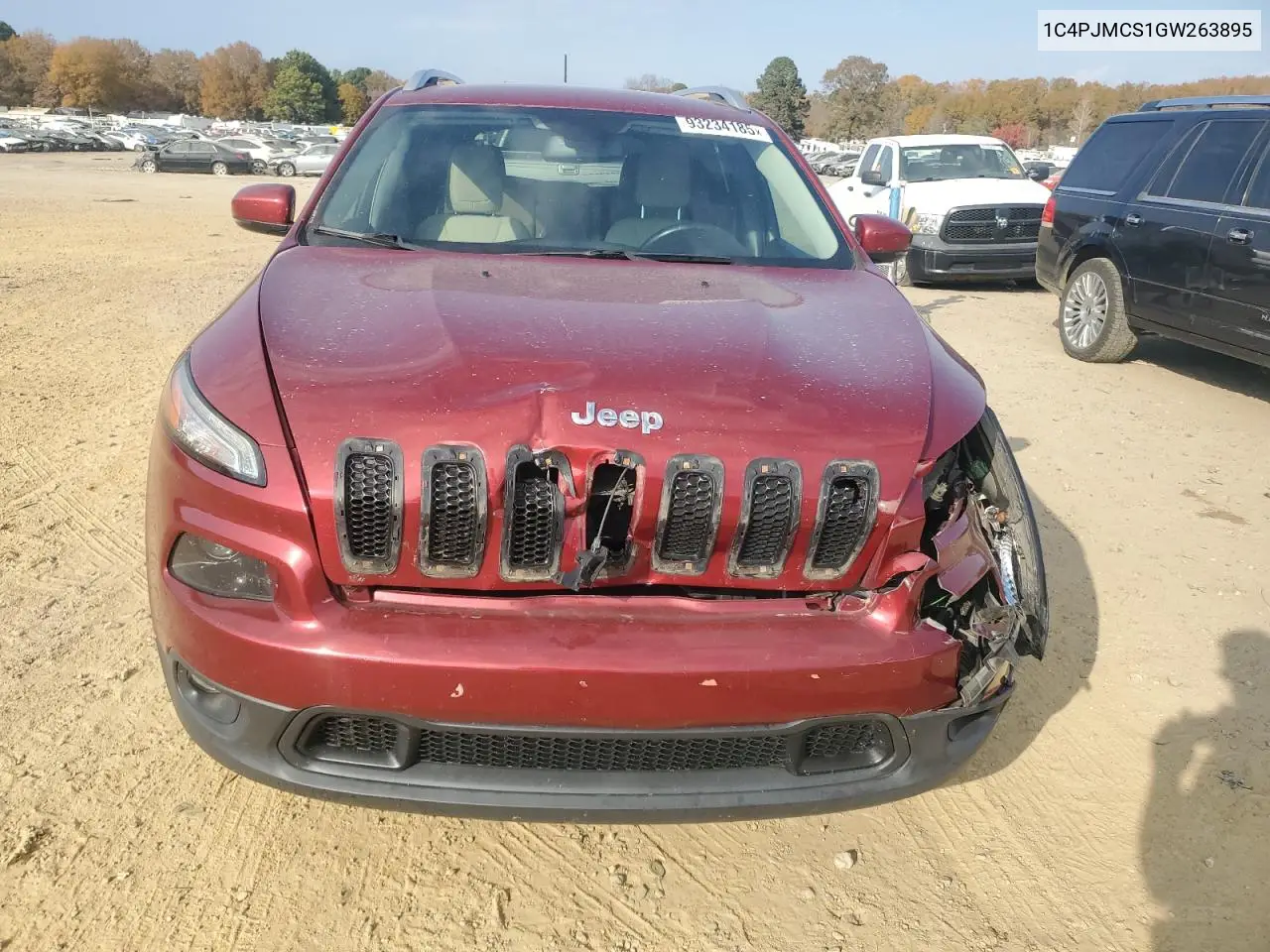 1C4PJMCS1GW263895 2016 Jeep Cherokee Latitude