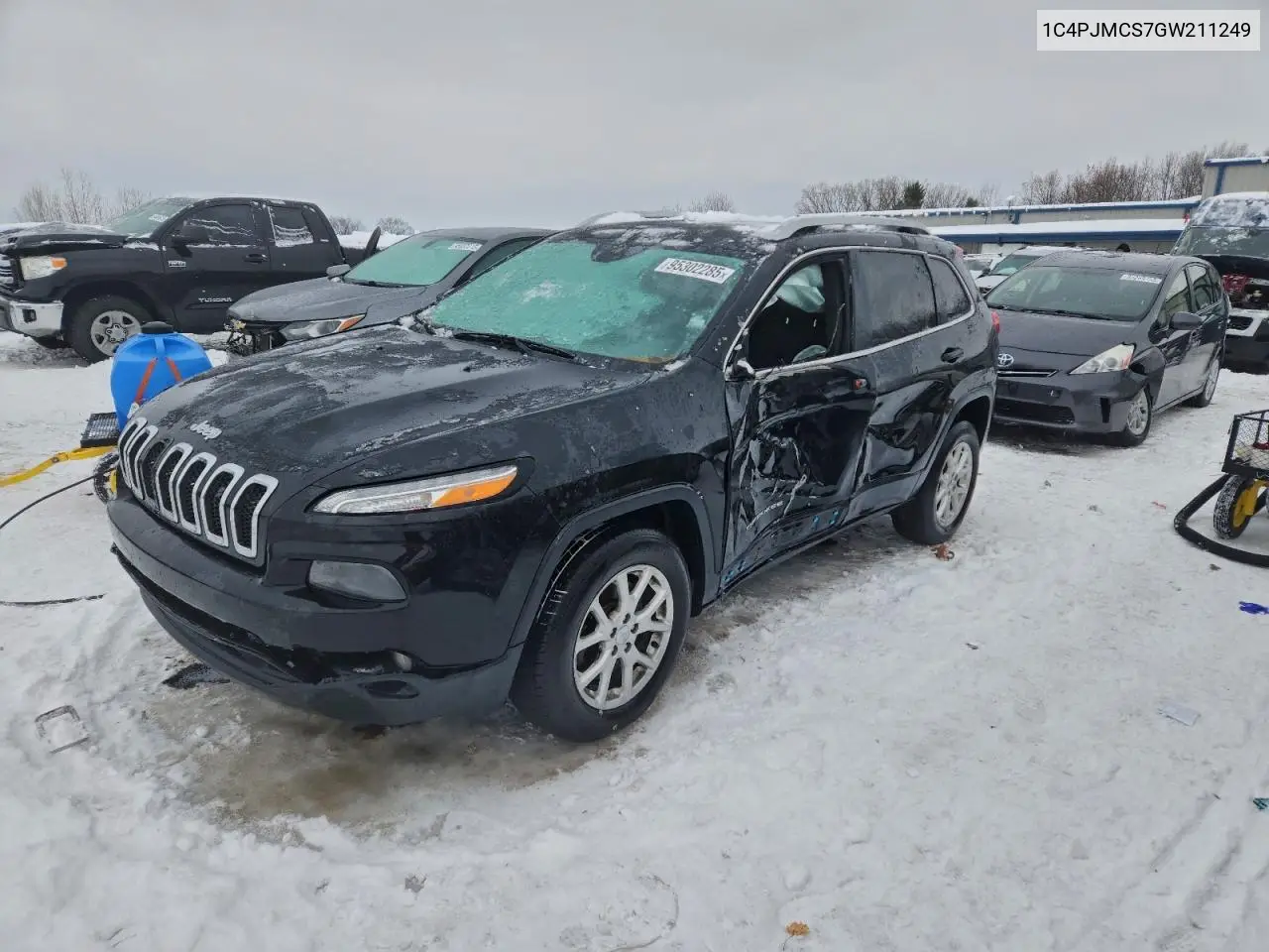 1C4PJMCS7GW211249 2016 Jeep Cherokee Latitude
