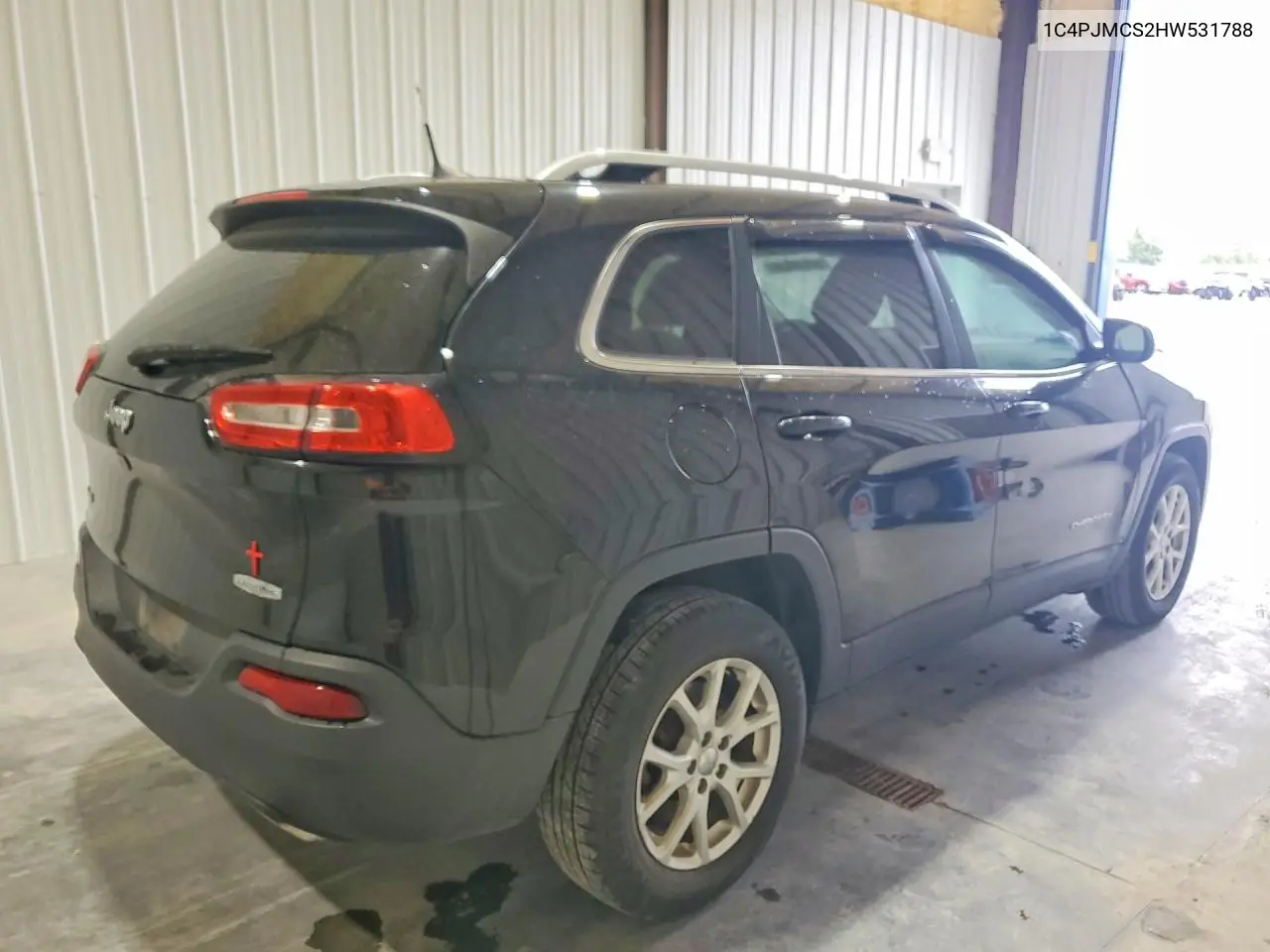 2017 Jeep Cherokee Latitude VIN: 1C4PJMCS2HW531788 Lot: 57549486
