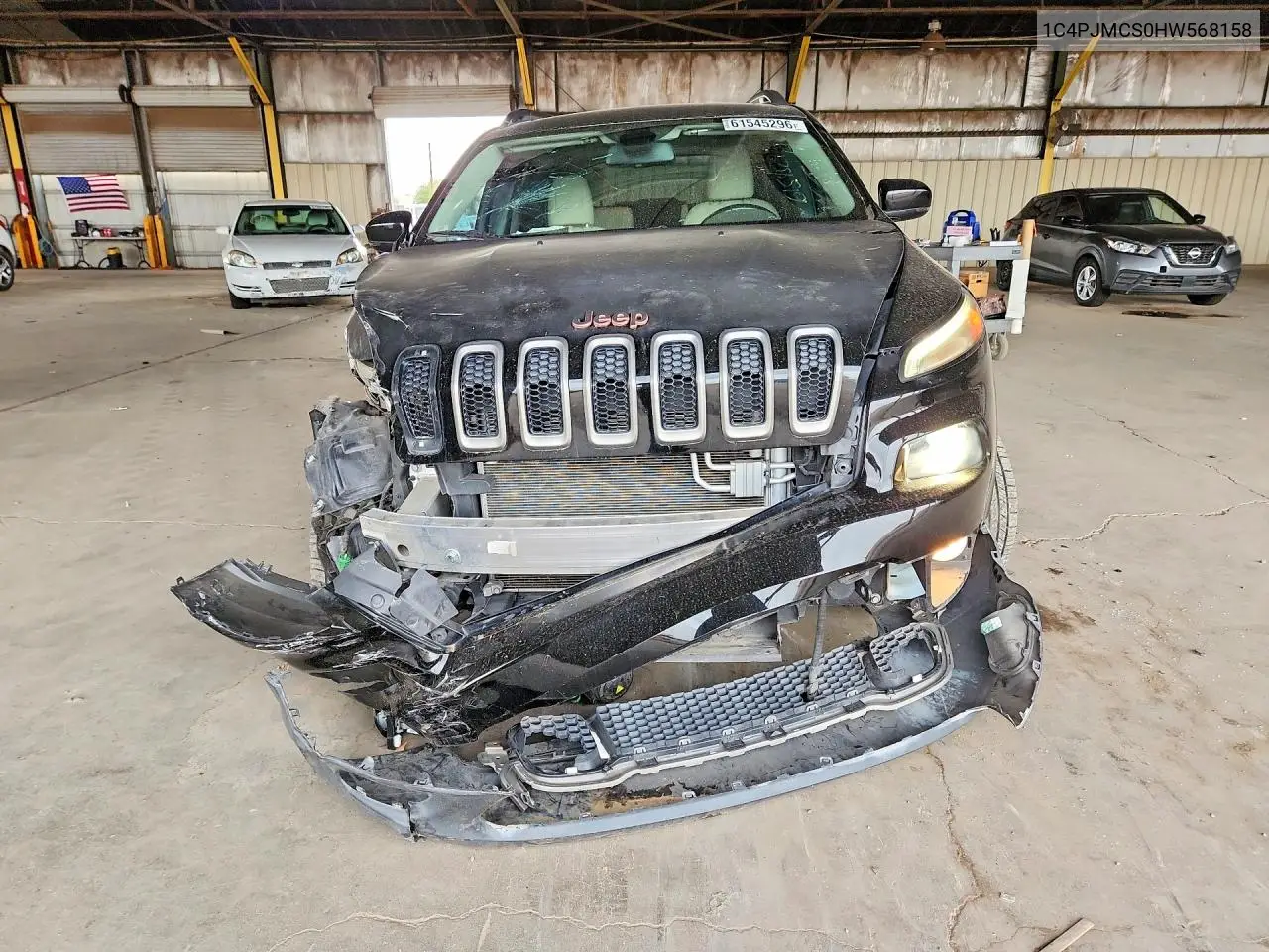 2017 Jeep Cherokee VIN: 1C4PJMCS0HW568158 Lot: 61545296