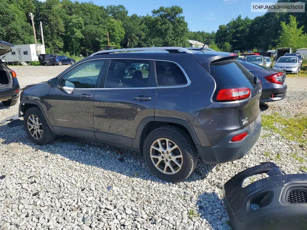 2017 Jeep Cherokee Latitude VIN: 1C4PJMCB3HW635058 Lot: 61666426