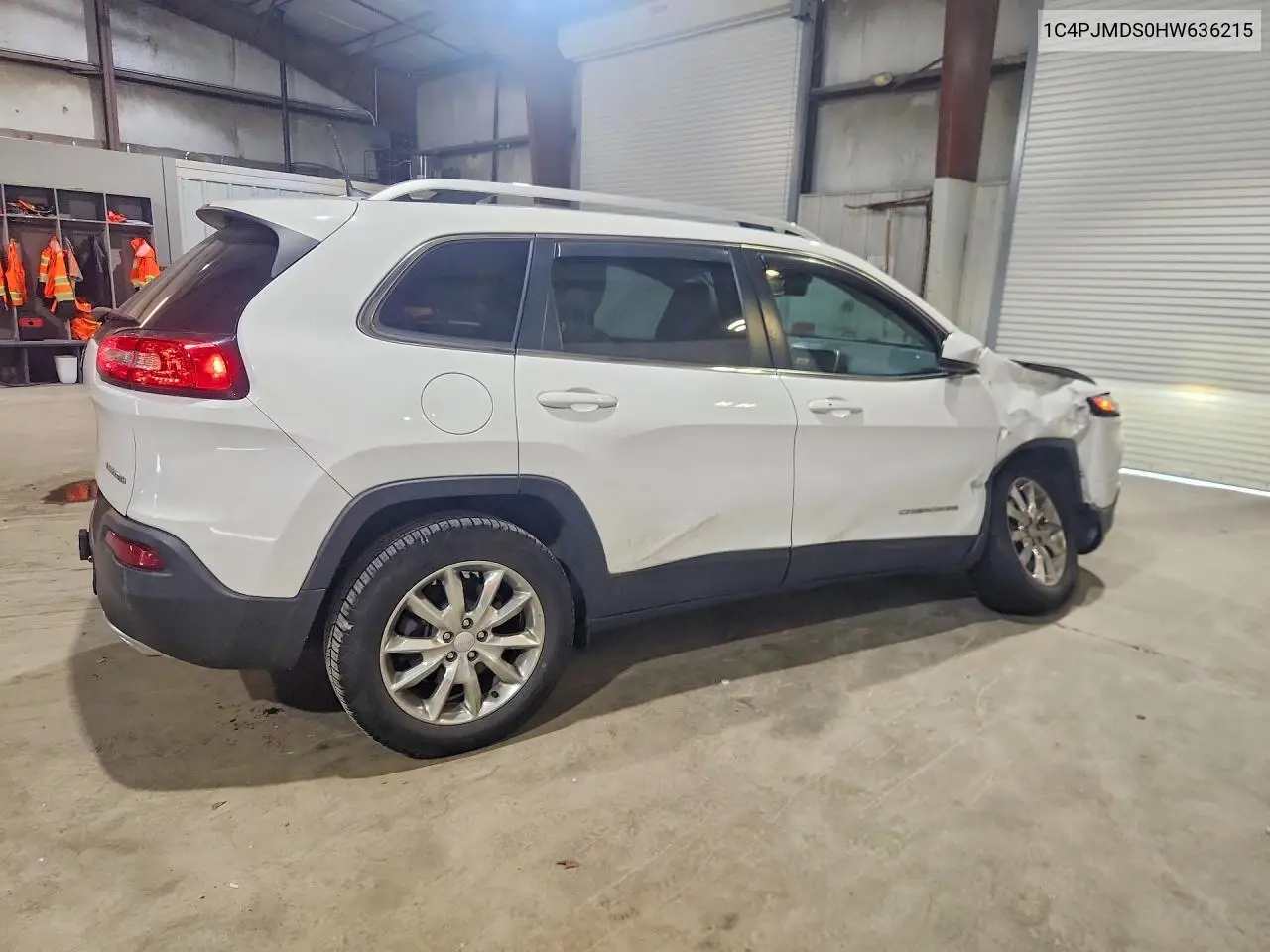 2017 Jeep Cherokee Limited VIN: 1C4PJMDS0HW636215 Lot: 61729516