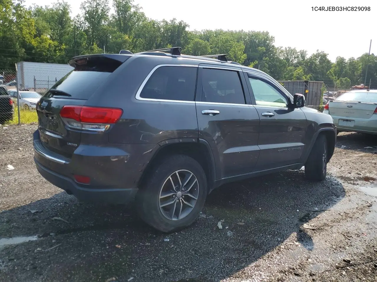 2017 Jeep Gran Cheor VIN: 1C4RJEBG3HC829098 Lot: 61900436