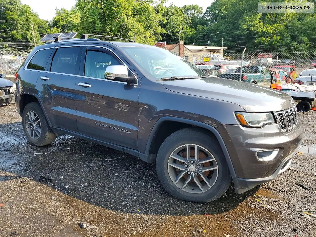 2017 Jeep Gran Cheor VIN: 1C4RJEBG3HC829098 Lot: 61900436