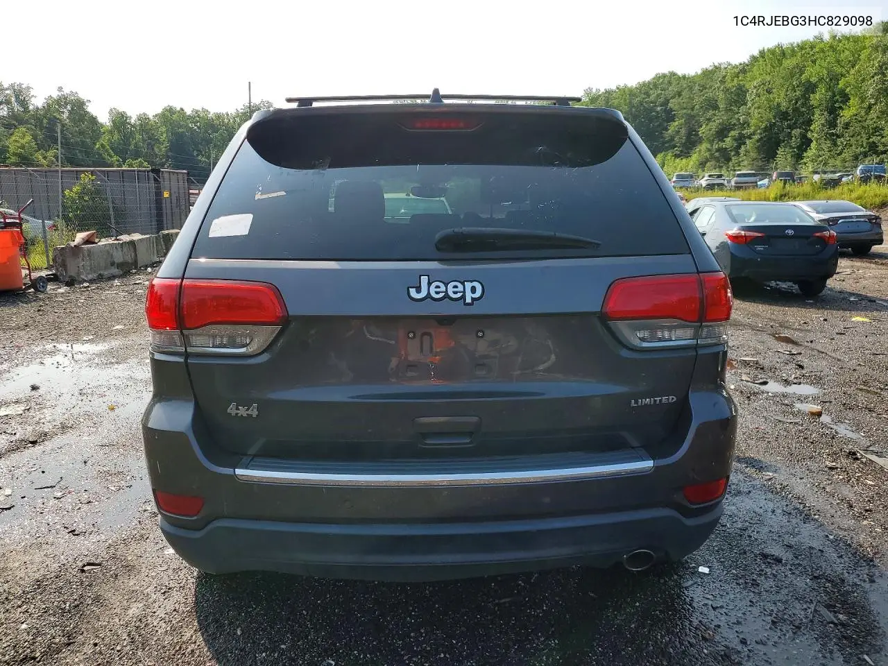 2017 Jeep Gran Cheor VIN: 1C4RJEBG3HC829098 Lot: 61900436