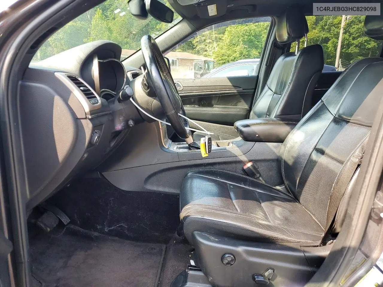 2017 Jeep Gran Cheor VIN: 1C4RJEBG3HC829098 Lot: 61900436