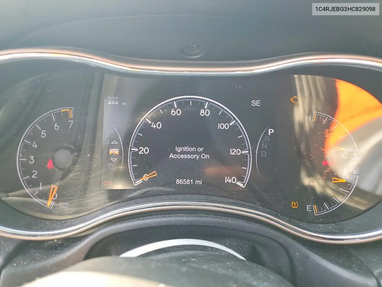 2017 Jeep Gran Cheor VIN: 1C4RJEBG3HC829098 Lot: 61900436