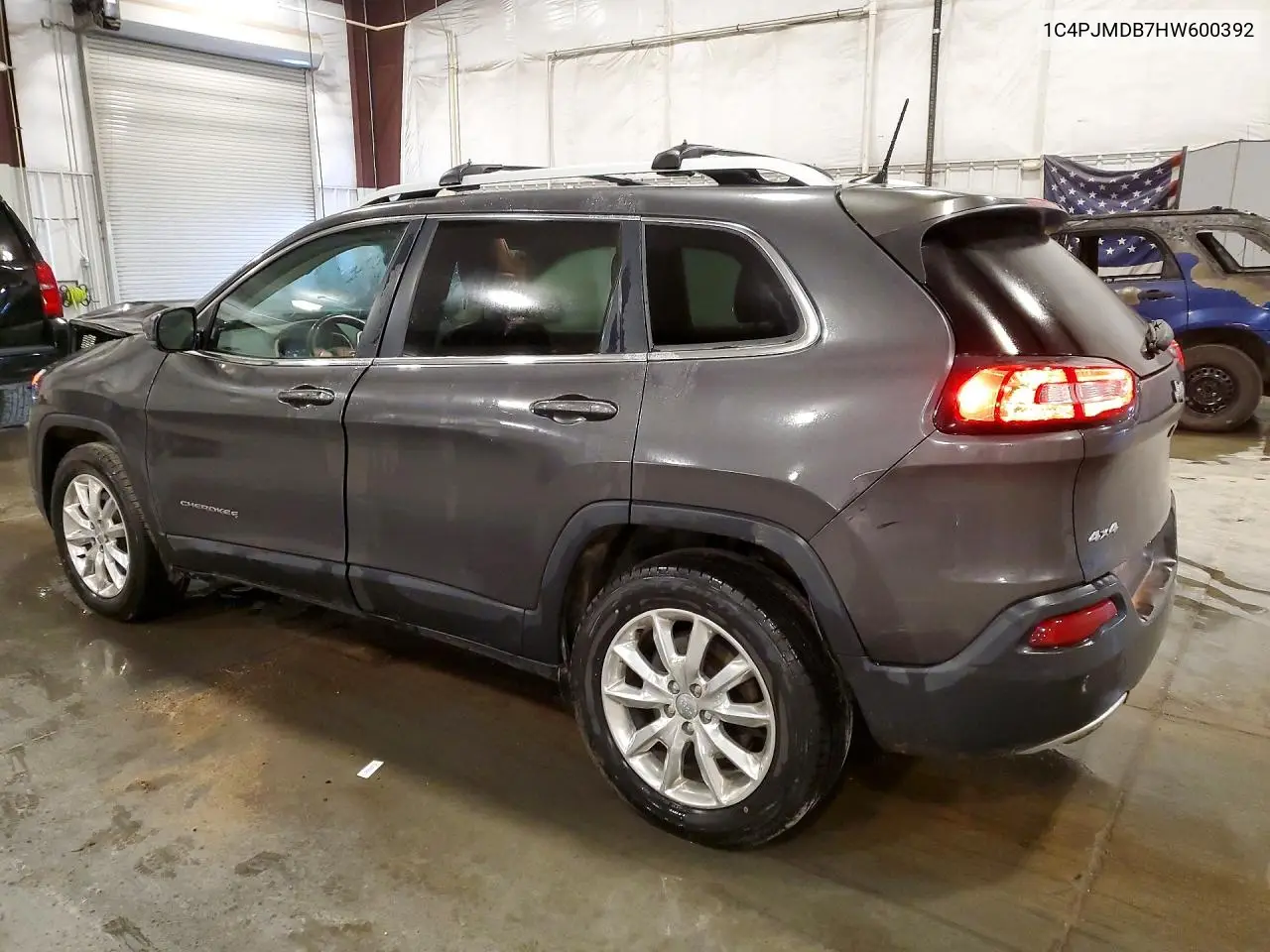 2017 Jeep Cherokee Limited VIN: 1C4PJMDB7HW600392 Lot: 62104346