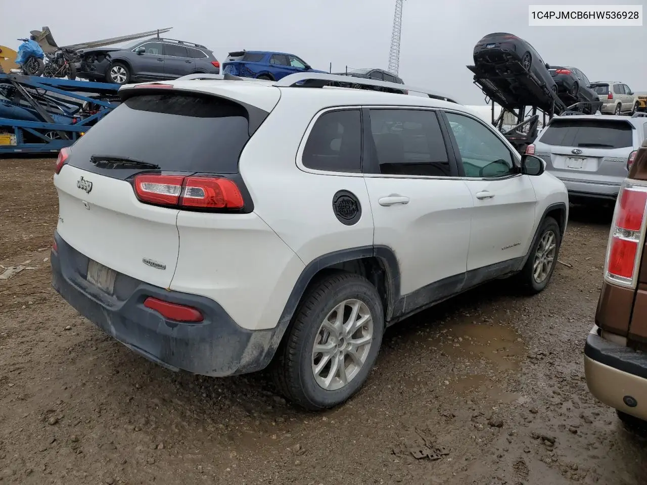 1C4PJMCB6HW536928 2017 Jeep Cherokee Latitude
