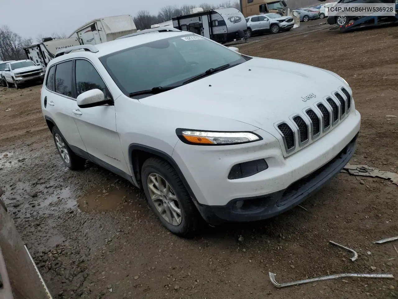 1C4PJMCB6HW536928 2017 Jeep Cherokee Latitude