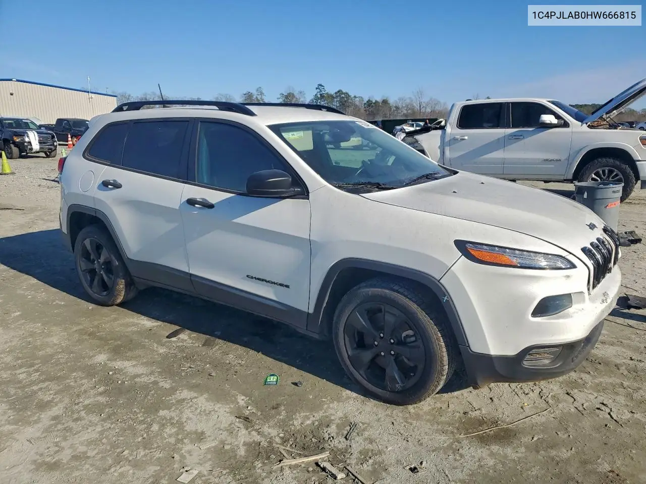 1C4PJLAB0HW666815 2017 Jeep Cherokee Sport