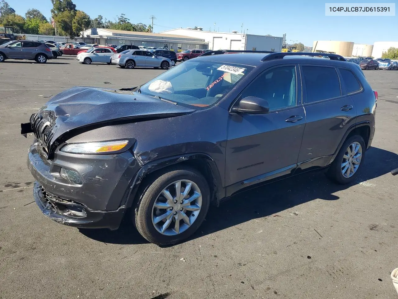 2018 Jeep Cherokee Latitude VIN: 1C4PJLCB7JD615391 Lot: 57042346
