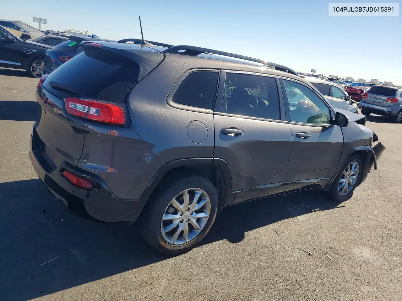 2018 Jeep Cherokee Latitude VIN: 1C4PJLCB7JD615391 Lot: 57042346