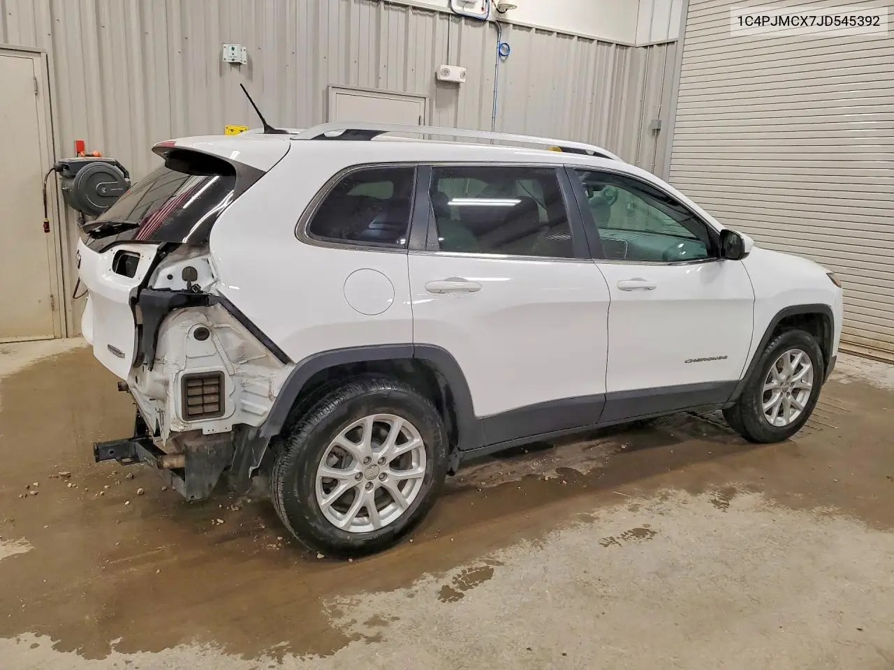 2018 Jeep Cherokee Latitude VIN: 1C4PJMCX7JD545392 Lot: 57370866