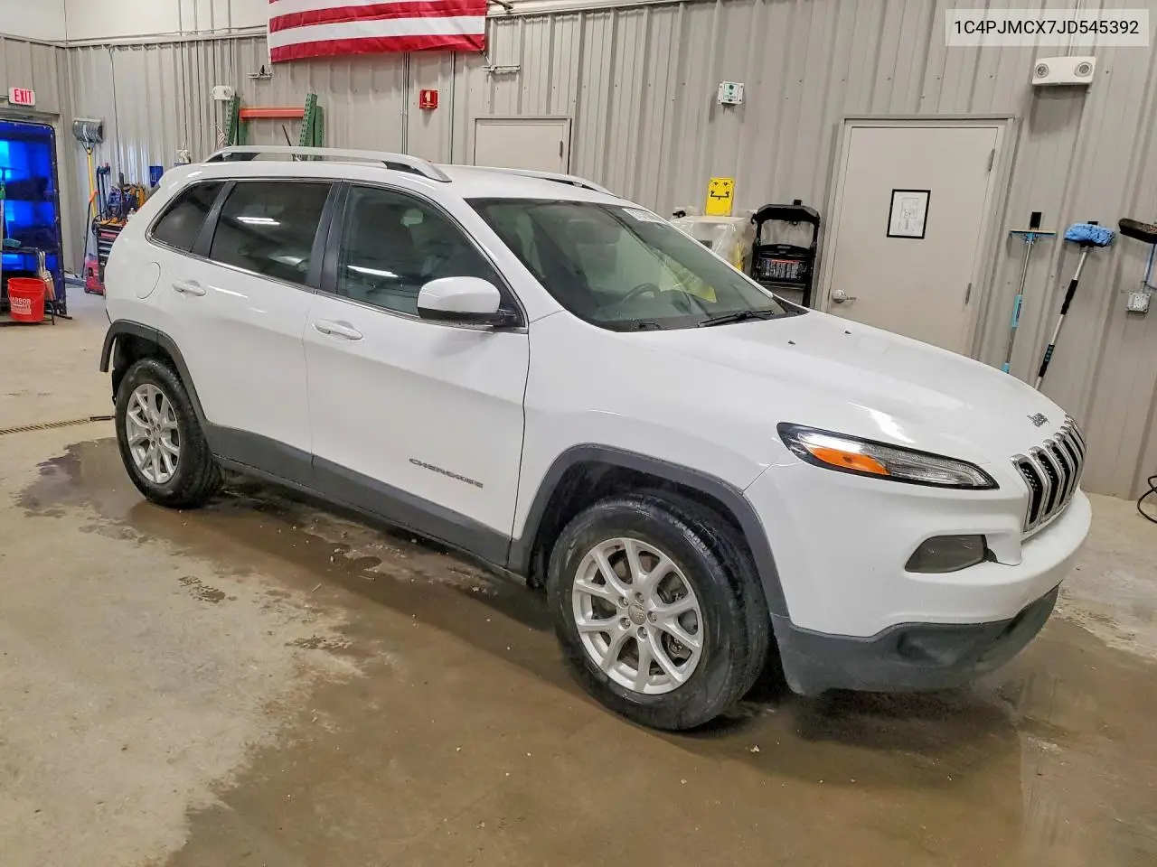 2018 Jeep Cherokee Latitude VIN: 1C4PJMCX7JD545392 Lot: 57370866