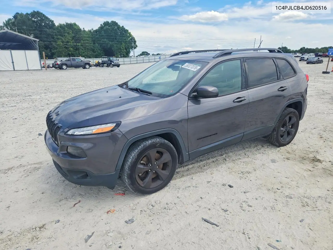 1C4PJLCB4JD620516 2018 Jeep Cherokee Latitude