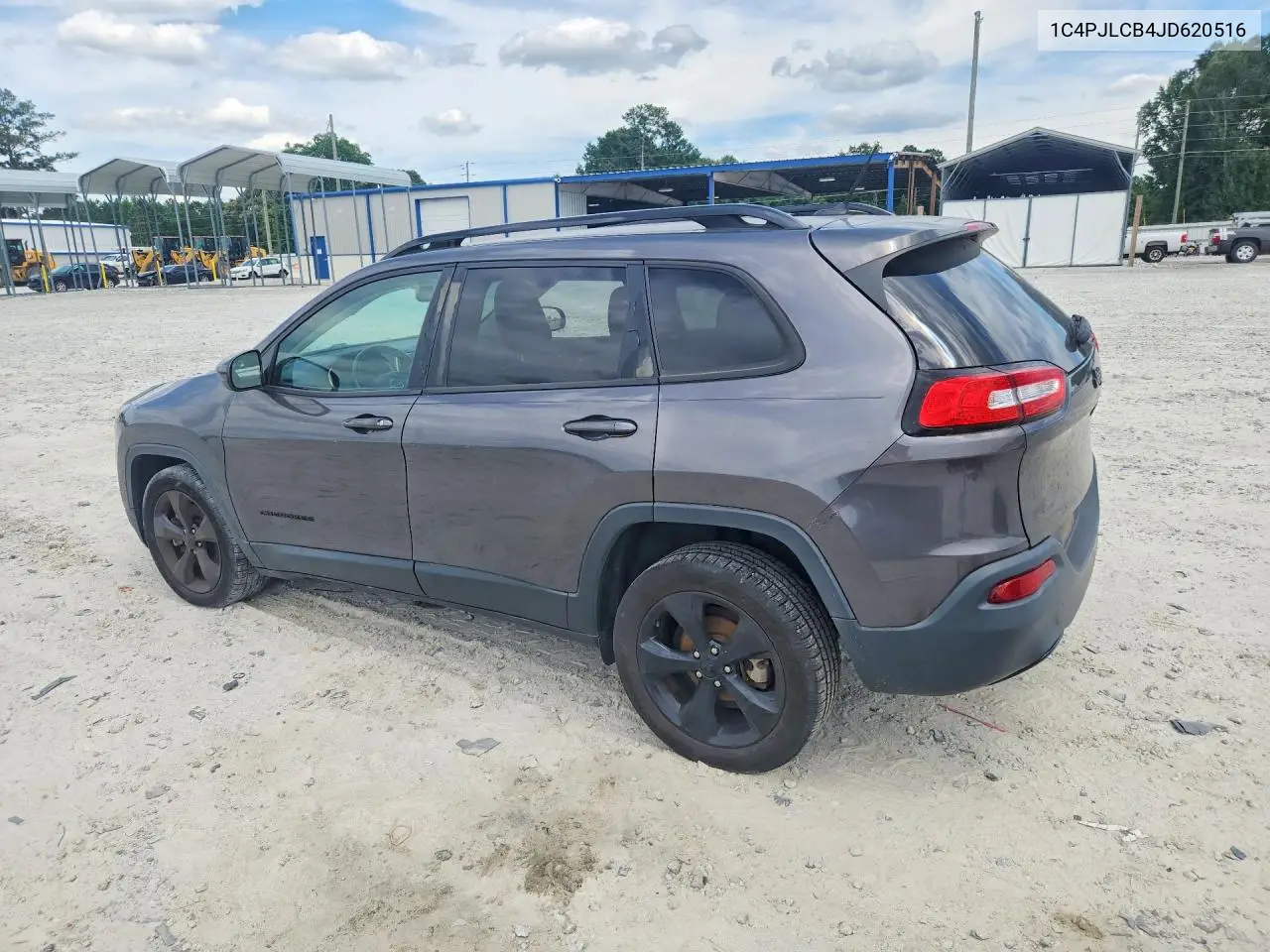 1C4PJLCB4JD620516 2018 Jeep Cherokee Latitude