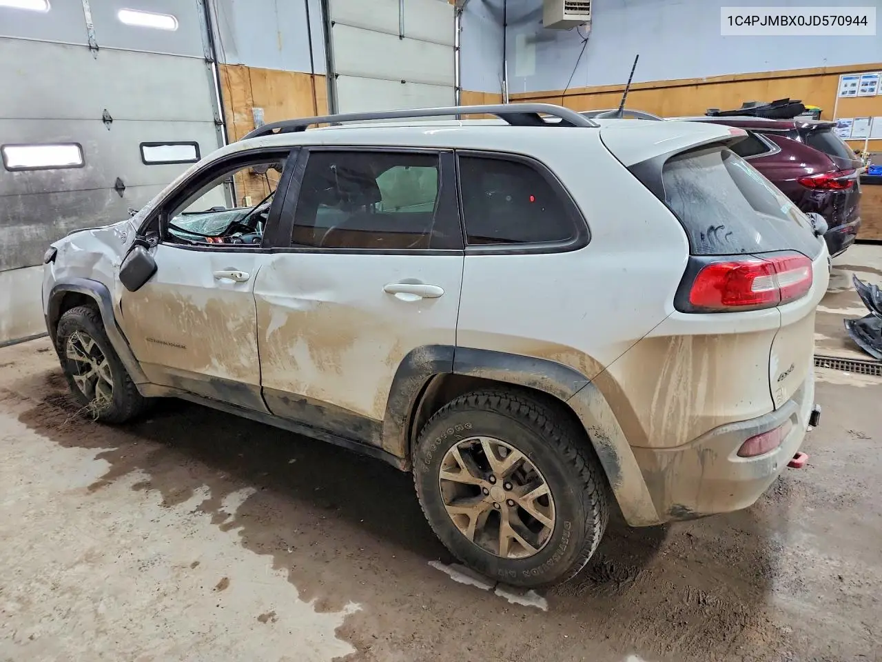 1C4PJMBX0JD570944 2018 Jeep Cherokee Trailhawk