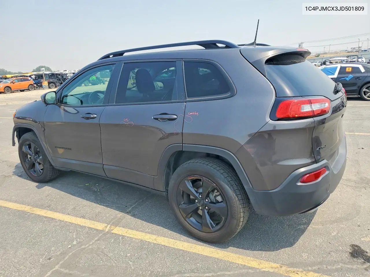 2018 Jeep Cherokee Latitude VIN: 1C4PJMCX3JD501809 Lot: 61064786