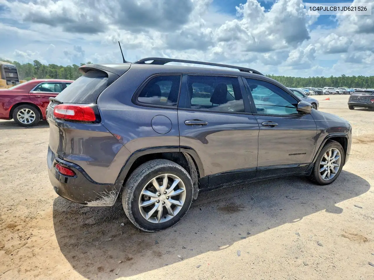 2018 Jeep Cherokee Latitude VIN: 1C4PJLCB1JD621526 Lot: 61294116