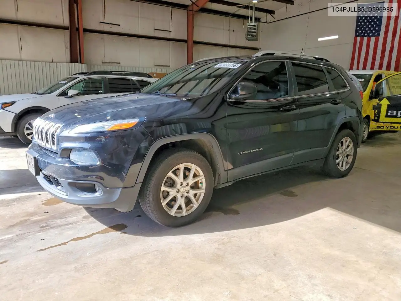 2018 Jeep Cherokee Latitude Plus VIN: 1C4PJLLB5JD596985 Lot: 62095356