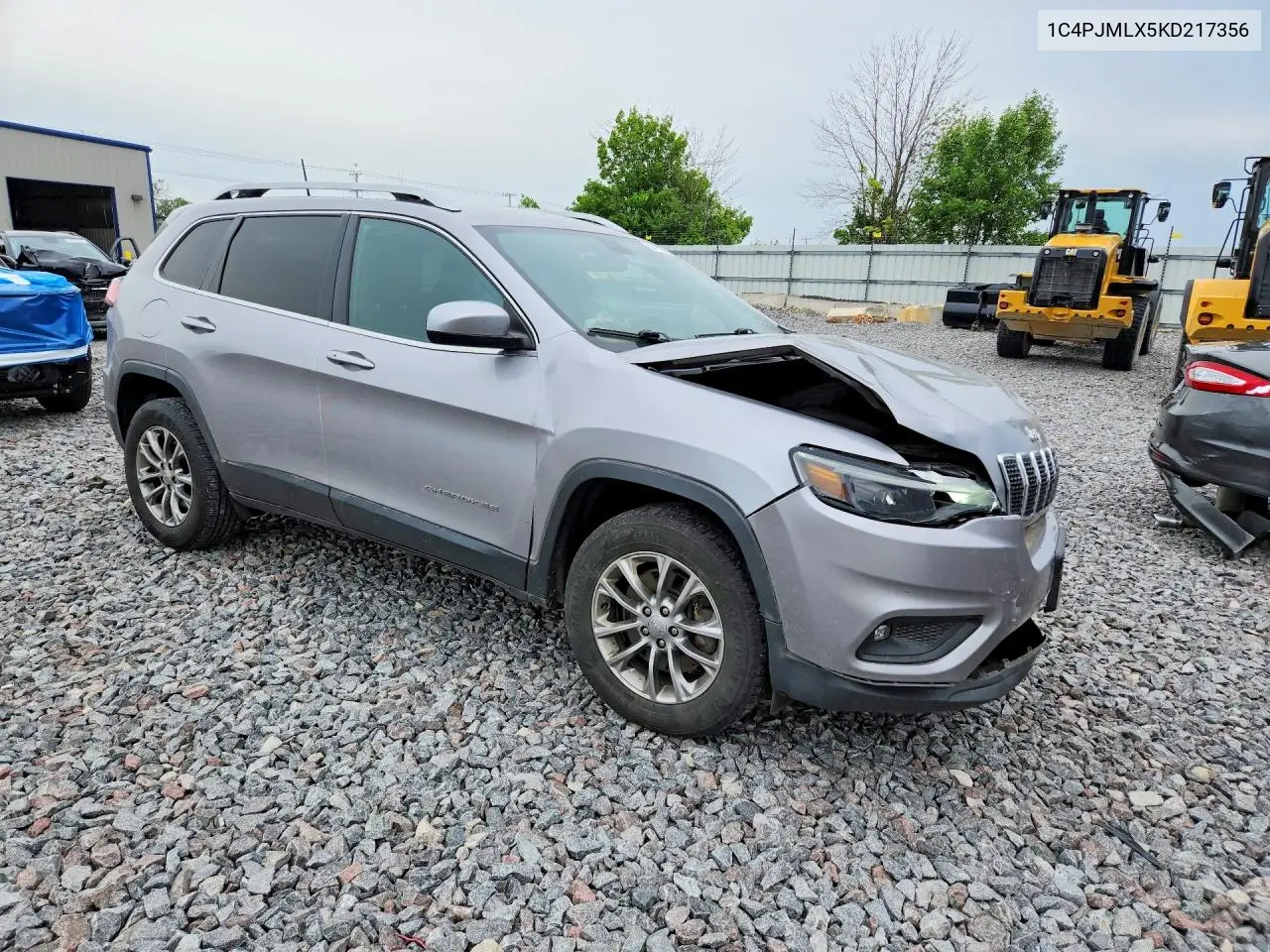 2019 Jeep Cherokee Latitude Plus VIN: 1C4PJMLX5KD217356 Lot: 56453366