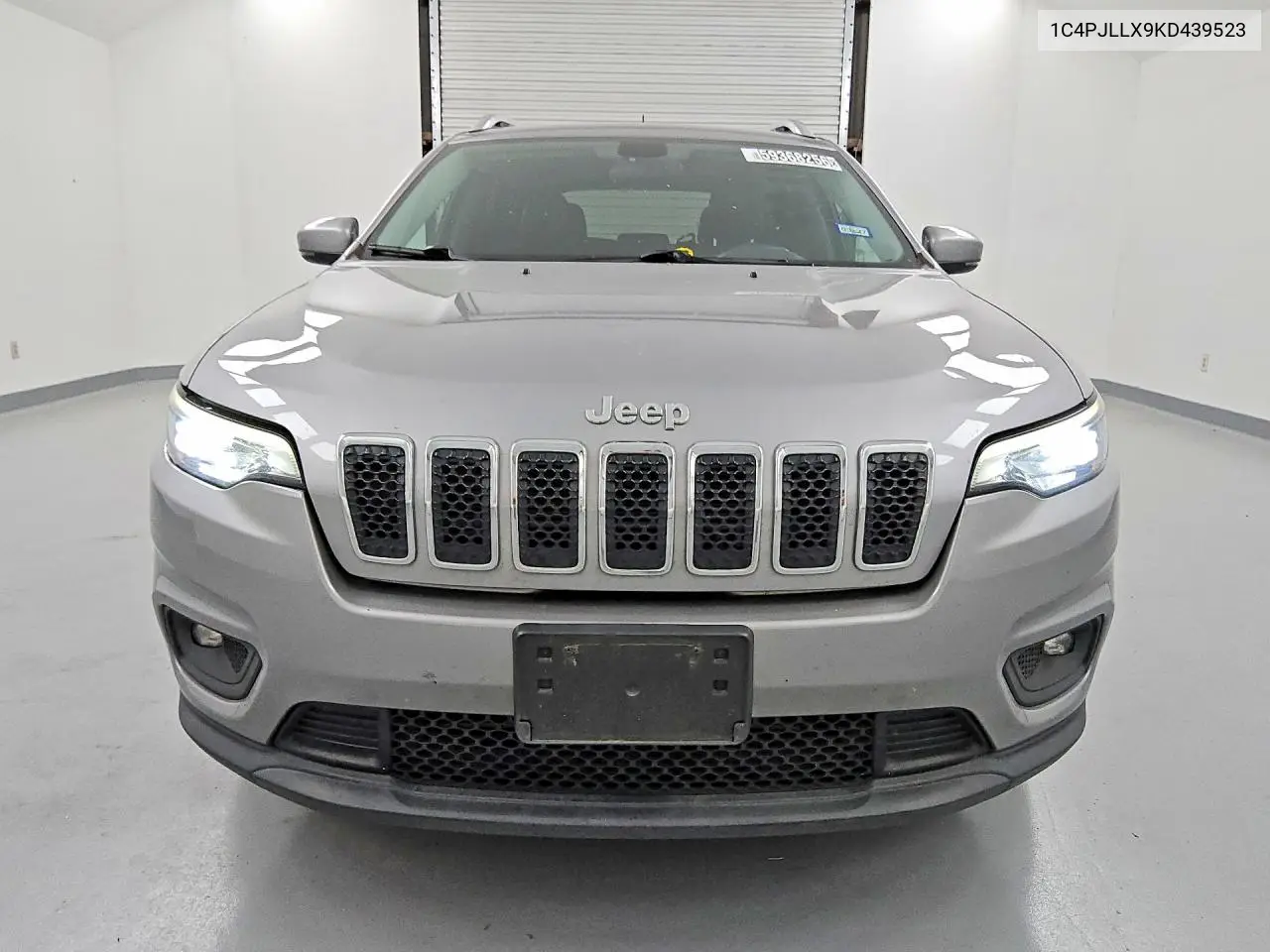 2019 Jeep Cherokee Latitude Plus VIN: 1C4PJLLX9KD439523 Lot: 59368256