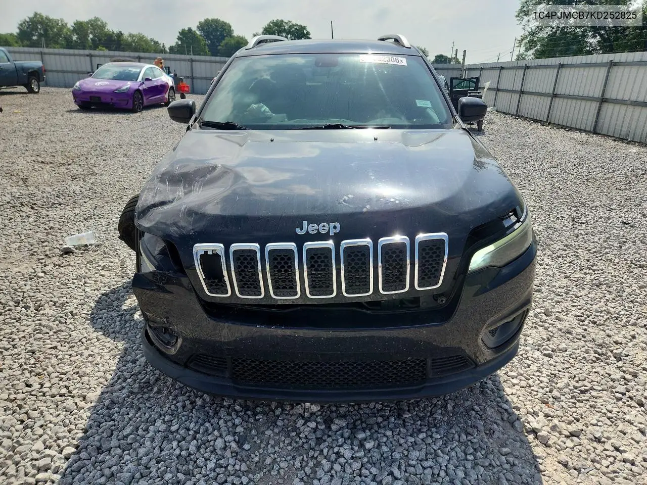 2019 Jeep Cherokee Latitude VIN: 1C4PJMCB7KD252825 Lot: 59792306