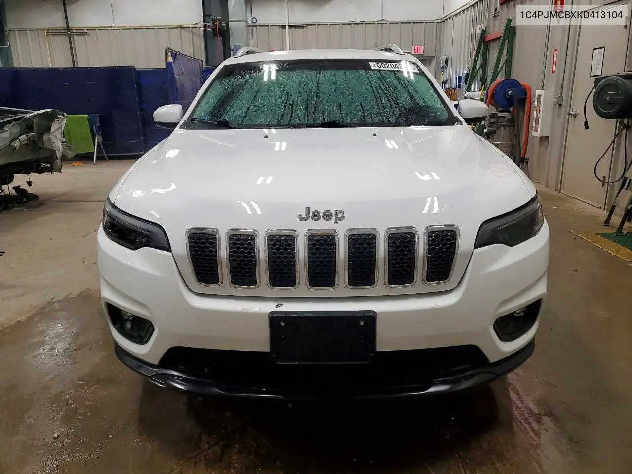 2019 Jeep Cherokee Latitude VIN: 1C4PJMCBXKD413104 Lot: 60204396