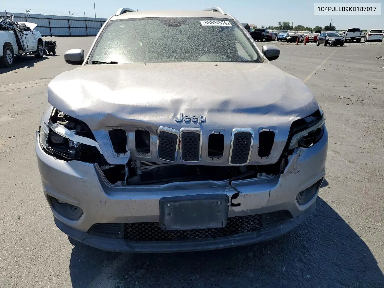 2019 Jeep Cherokee Latitude Plus VIN: 1C4PJLLB9KD187017 Lot: 60694976