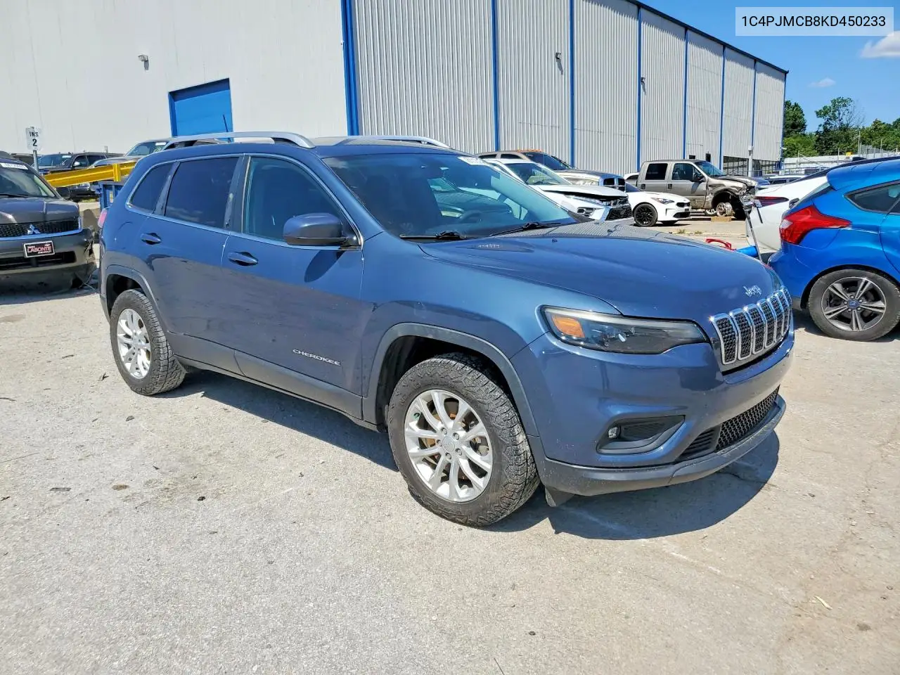 2019 Jeep Cherokee Latitude VIN: 1C4PJMCB8KD450233 Lot: 61113166